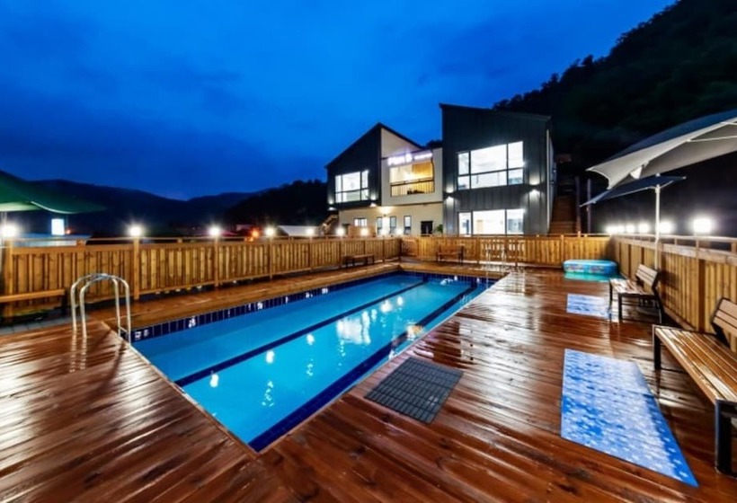 Pensão Chuncheon  Plan B Pool Villa