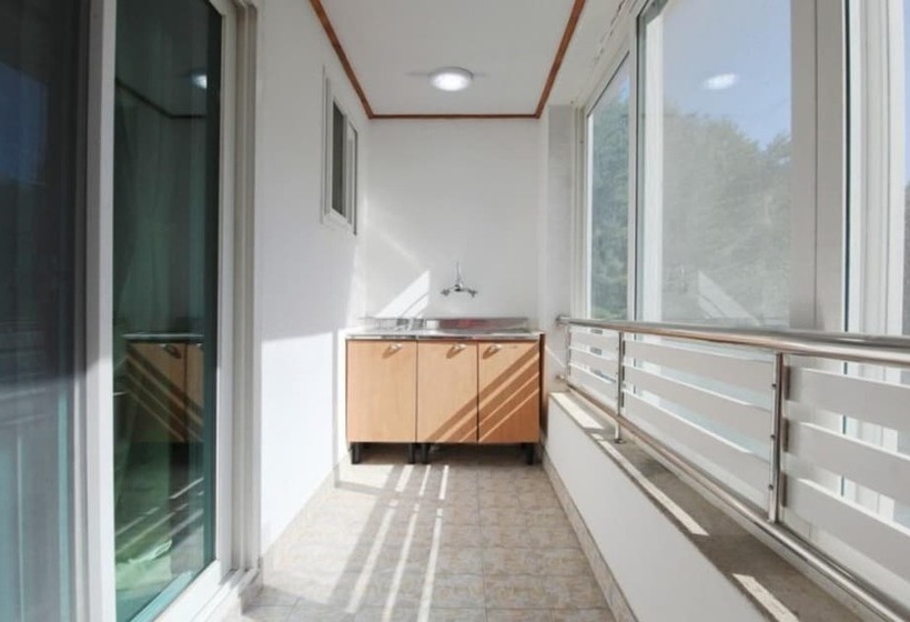 Gangneung Lua Garden Pension