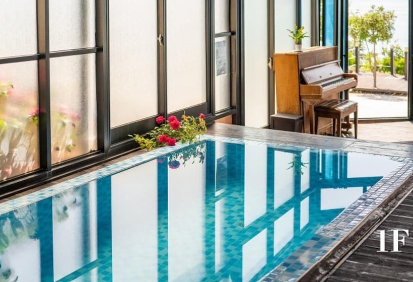 Pension (Hôtel basse catégorie) Geoje Sea And Blue Pool Villa