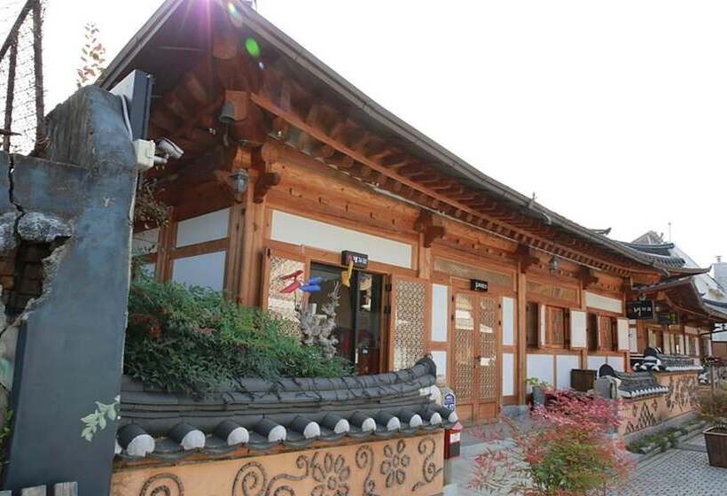 Pensione Jeonju Constellation Hanok Stay