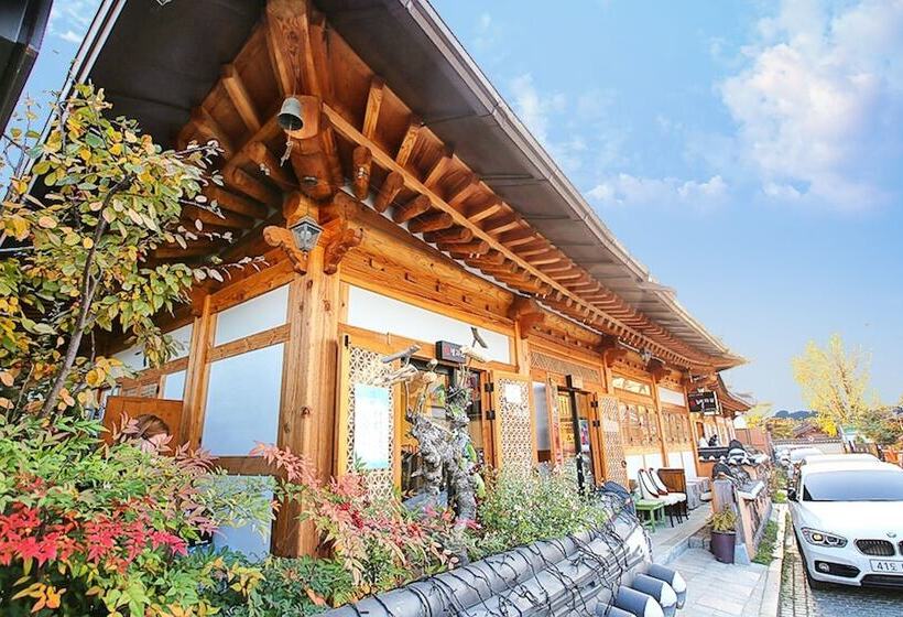 Pensione Jeonju Constellation Hanok Stay