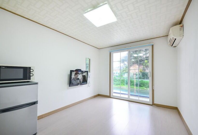 Samcheok Healingcamp Pension