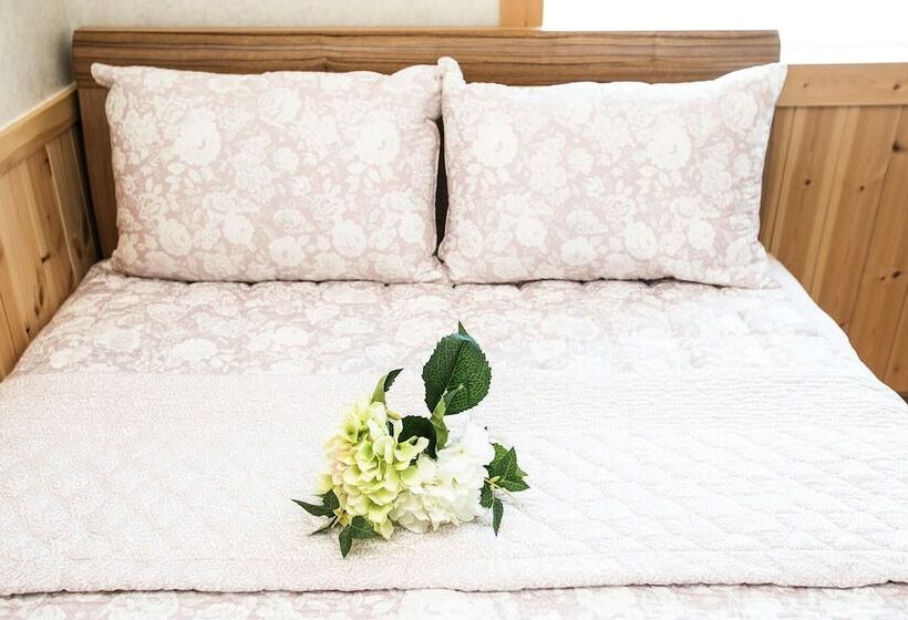 Samcheok Janghobadasoop Pension