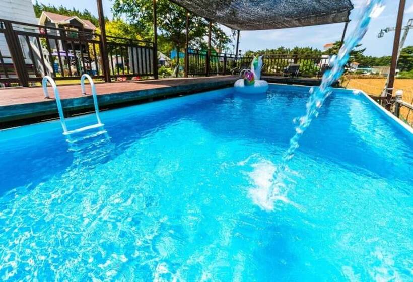 Taean Piano Spa Pension