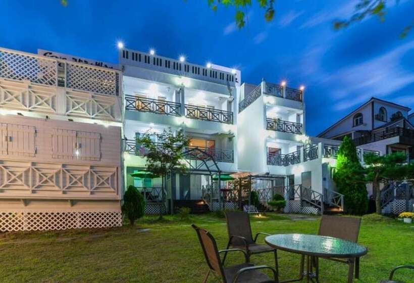 Taean Piano Spa Pension