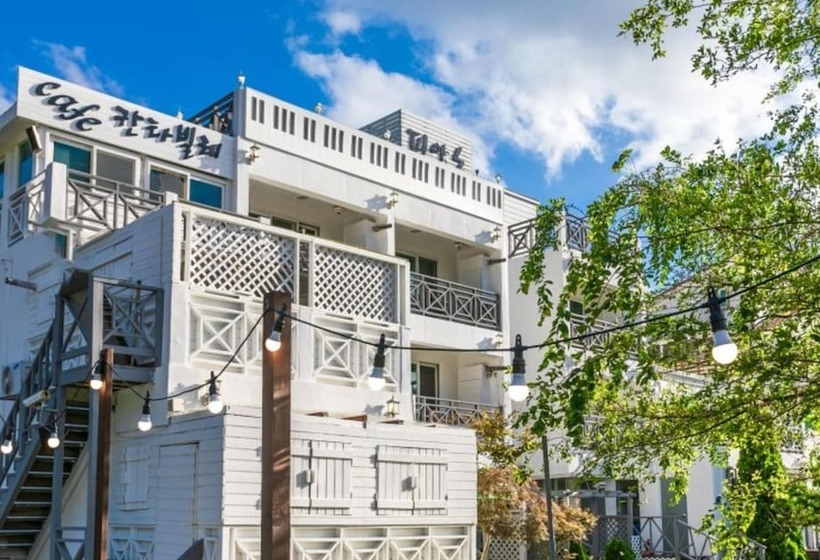 Taean Piano Spa Pension