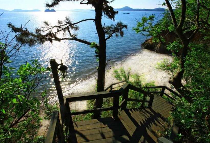 Taean Seapoem Pension