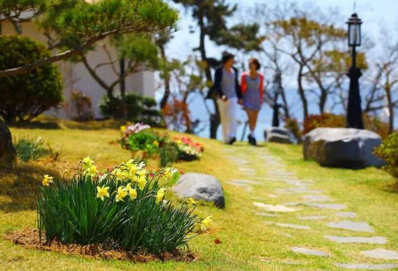 Taean Seapoem Pension