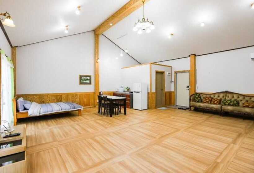 Taean Seaman House Pension