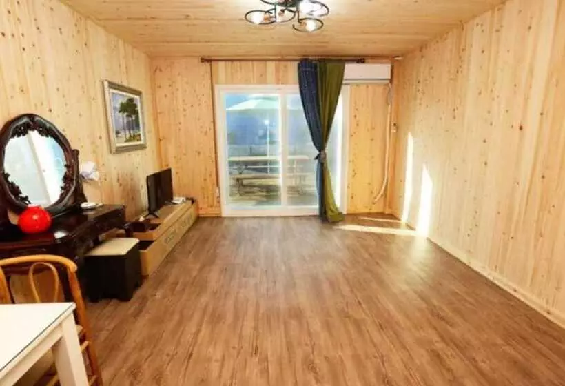 Taean Seaman House Pension