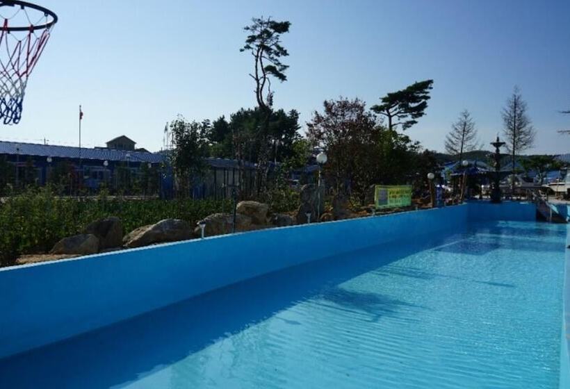 Taean Seaman House Pension