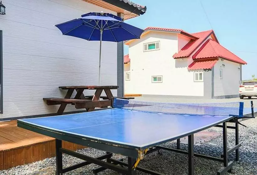 Taean Solbat Pension