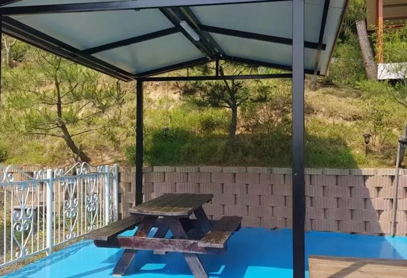 Taean Solbat Pension