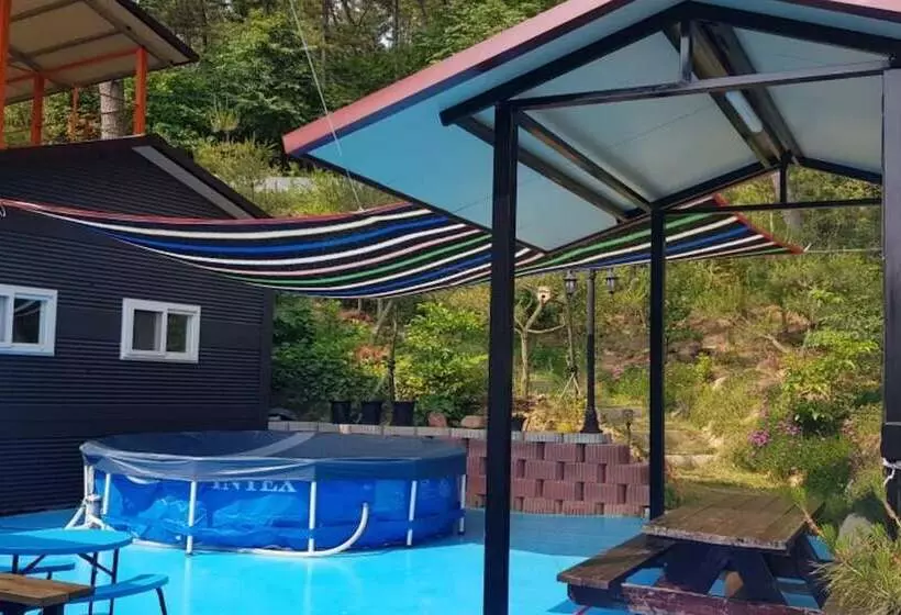 Taean Solbat Pension