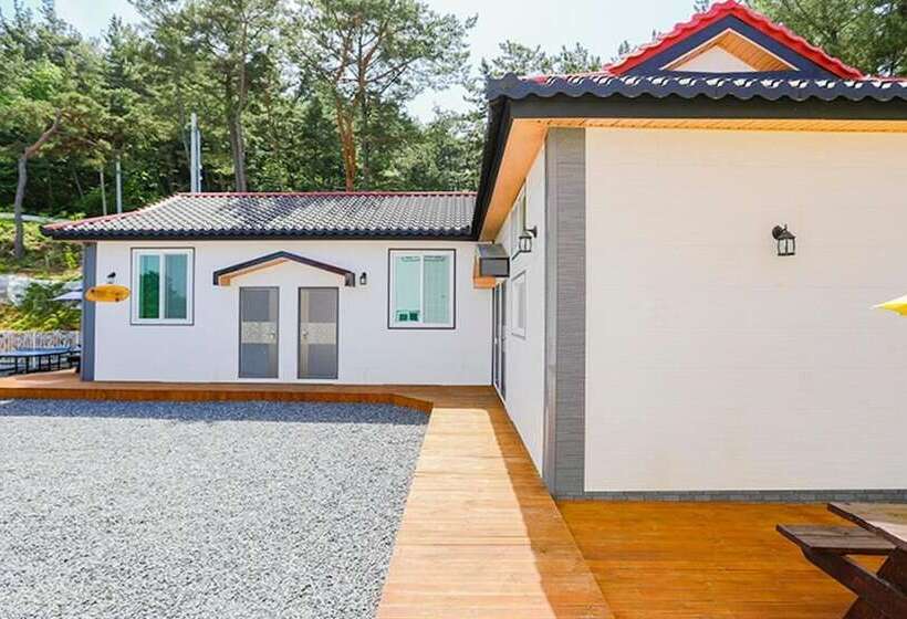 Taean Solbat Pension