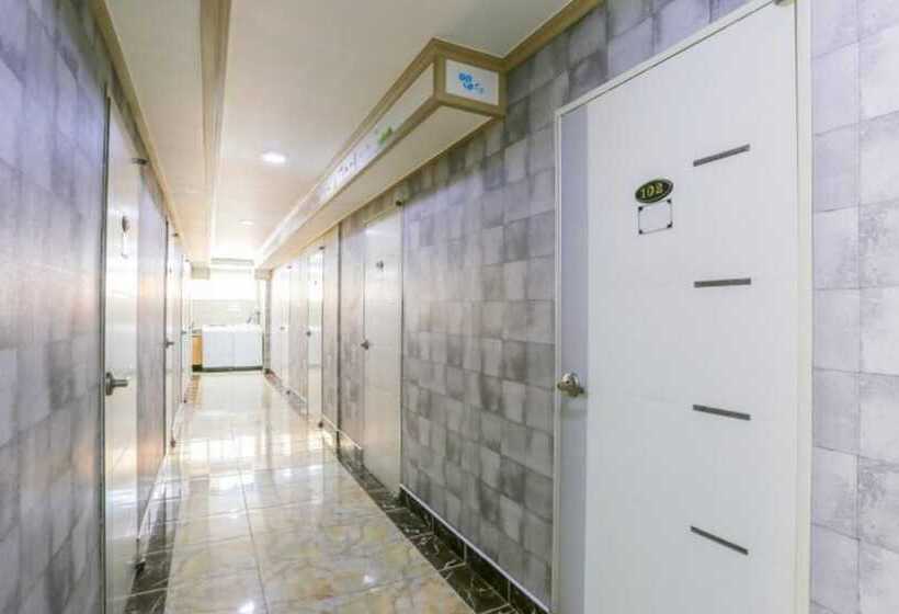 Uljin Haetteuneunjip Pension