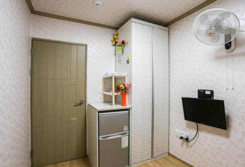 Uljin Haetteuneunjip Pension