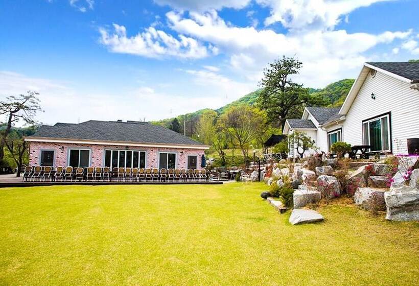 Yangpyeong Pension Sol