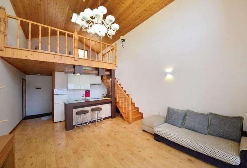 Yangyang Amigas Pension