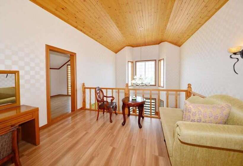 Yangyang Amigas Pension