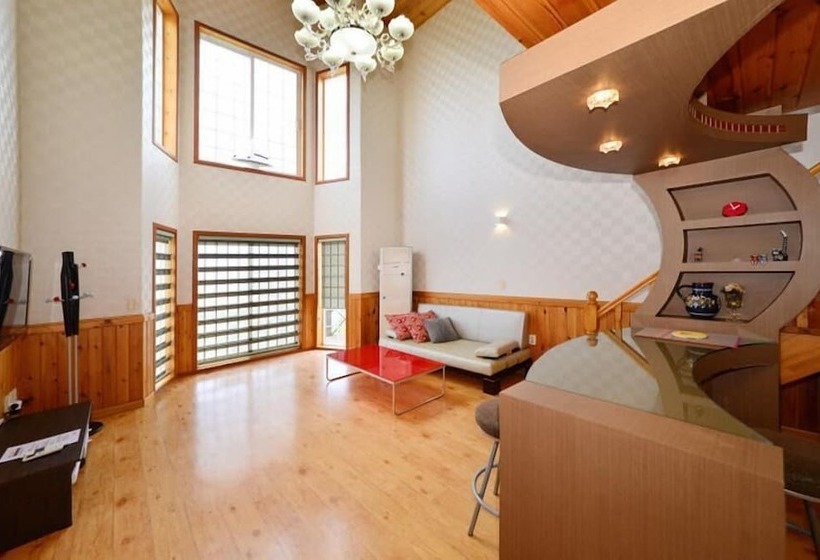 Yangyang Amigas Pension