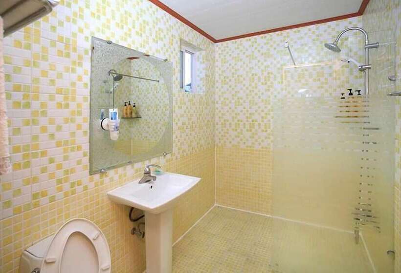 Yangyang Amigas Pension