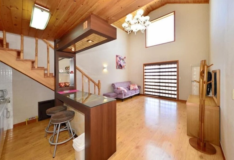 Yangyang Amigas Pension