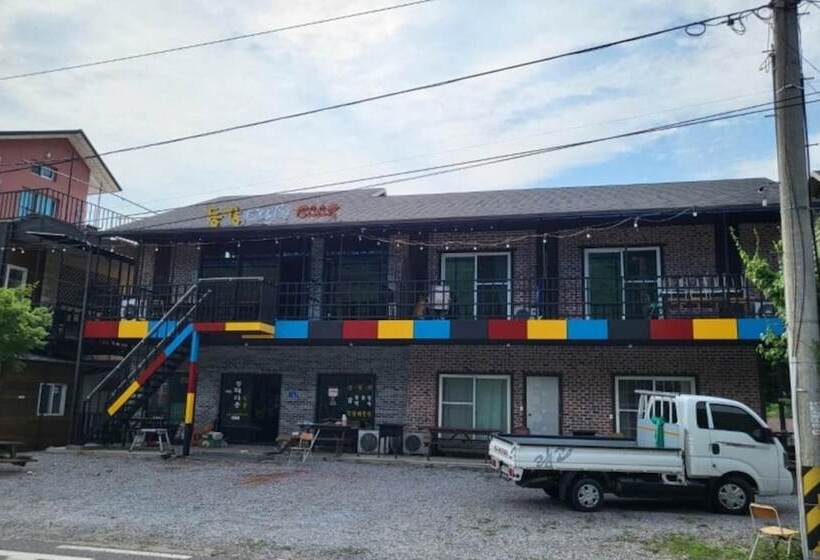 Yeongwol Donggang Close Pension