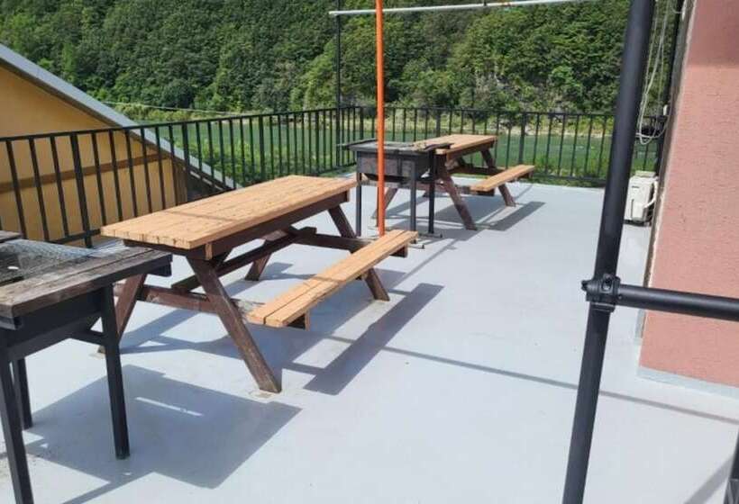 Yeongwol Donggang Close Pension