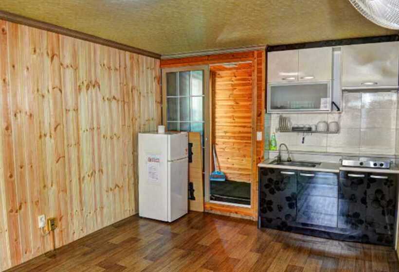 Yeongwol Riverside White House Pension