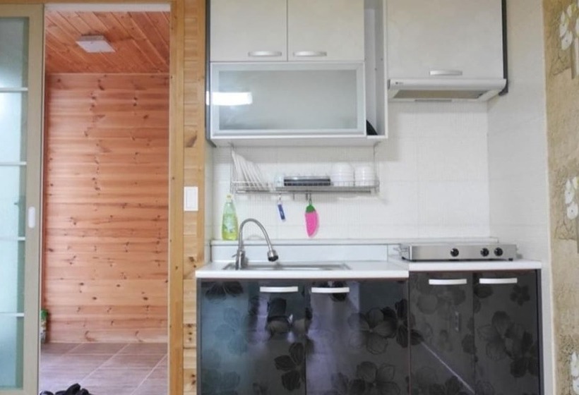 Yeongwol Riverside White House Pension