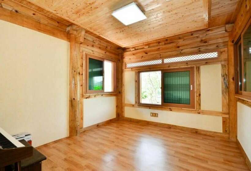 Yeosu Haneulchae Hanok Pension