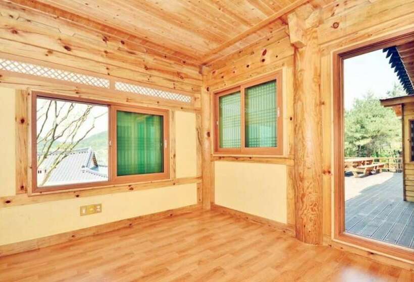 Yeosu Haneulchae Hanok Pension