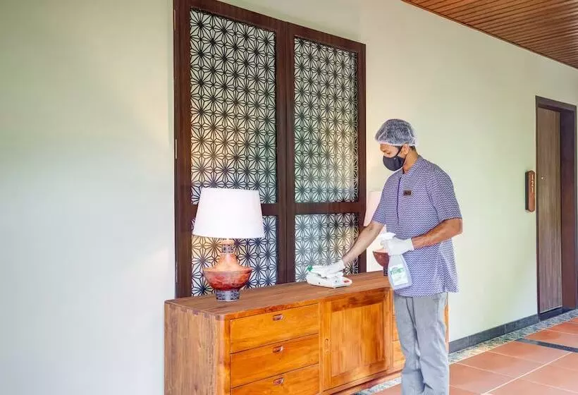 ホテル Aurika, Coorg