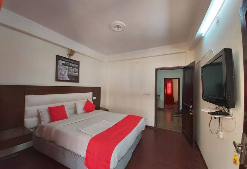 هتل Goroomgo Cottage Orchid Nainital