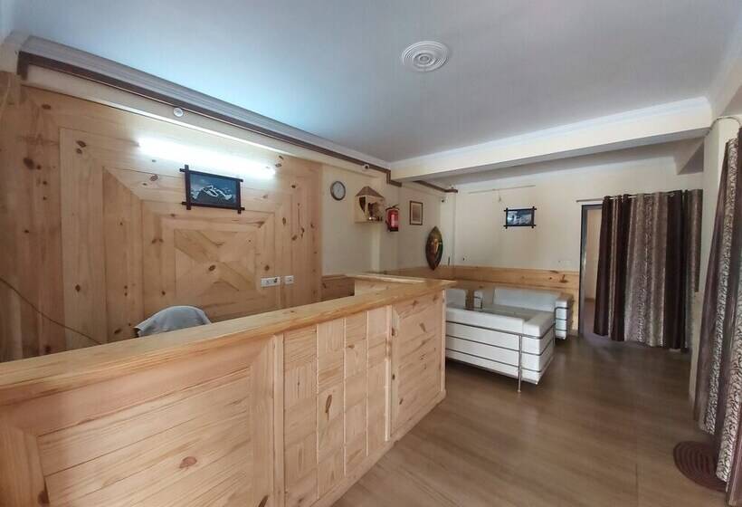 هتل Goroomgo Cottage Orchid Nainital