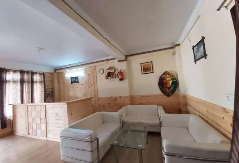 هتل Goroomgo Cottage Orchid Nainital