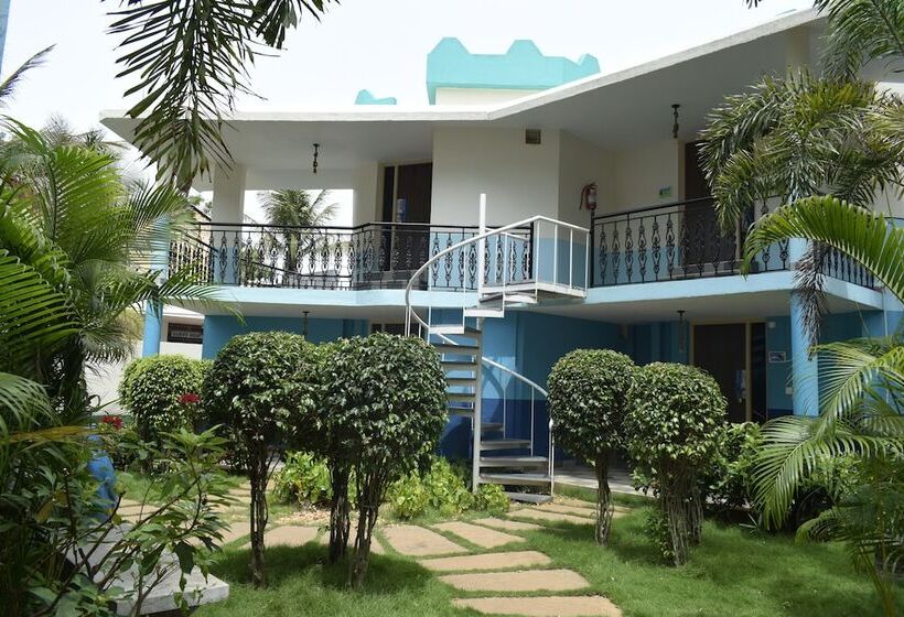 Отель Lamel Cove Beach Resort