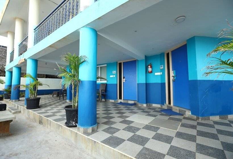 Отель Lamel Cove Beach Resort