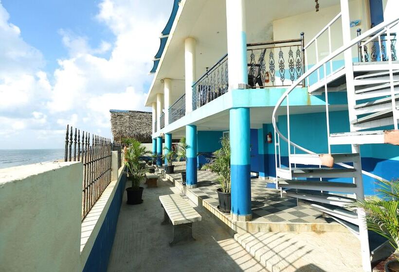 Отель Lamel Cove Beach Resort