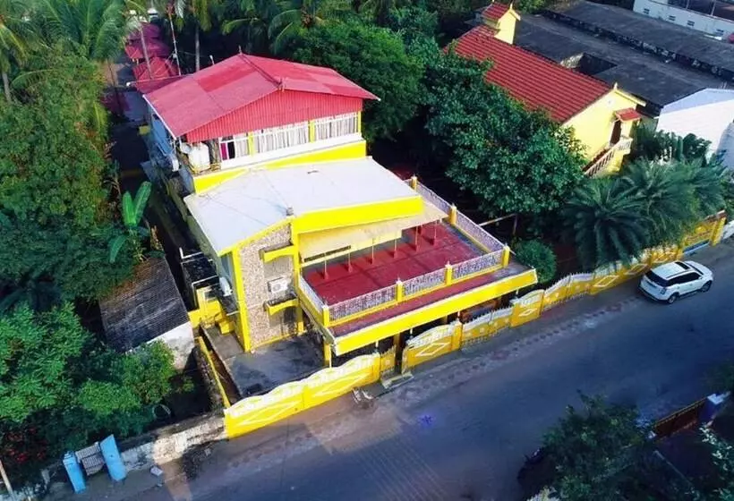 Hotelli Royal House And Park