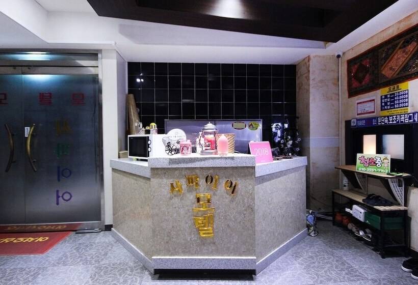 Мотель Andong Okdong Sapphire