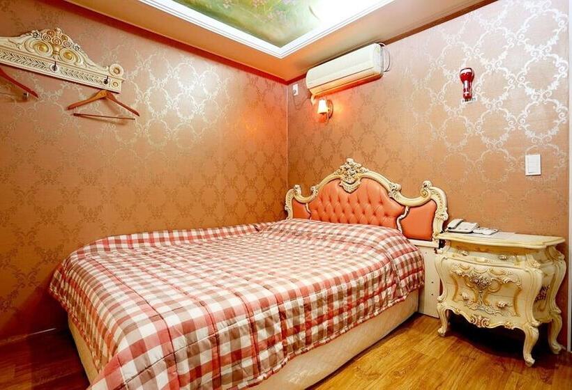 Motel Chungju Well Park