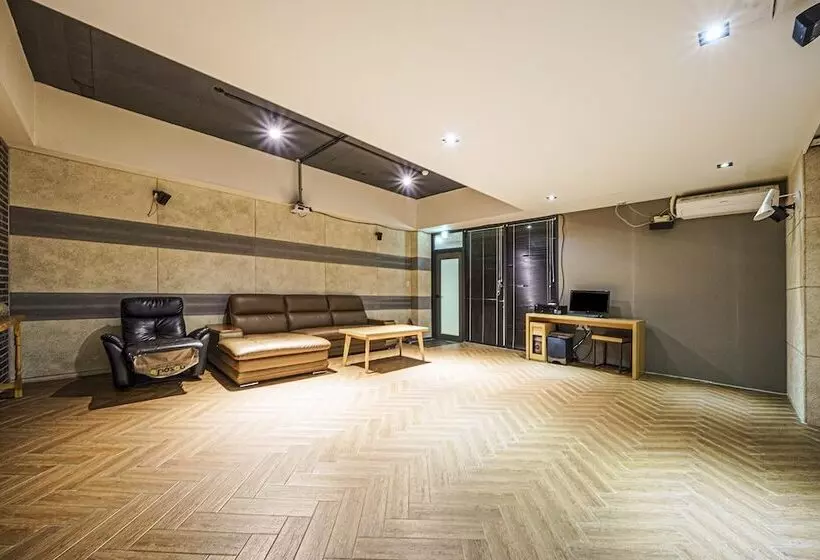 Motelli Daegu Daegu Airport Boing