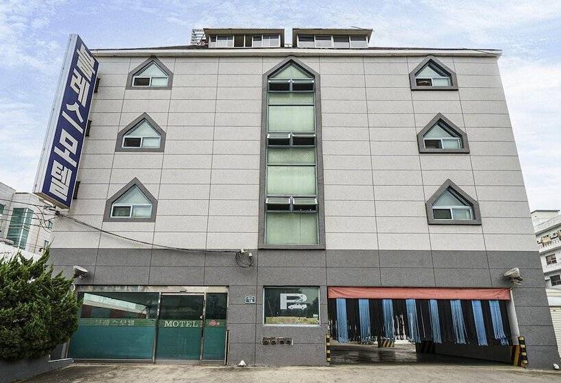 Motel Gyeongsan Bless