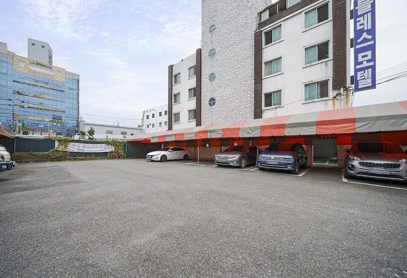 Motel Gyeongsan Bless