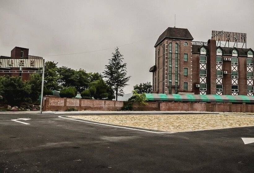 모텔 Jangseong Hotel New Napori