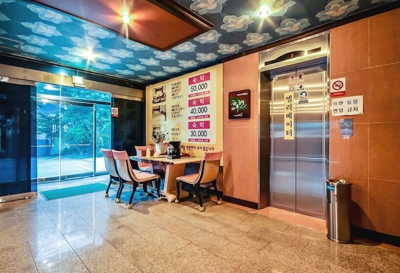 모텔 Jangseong Hotel New Napori