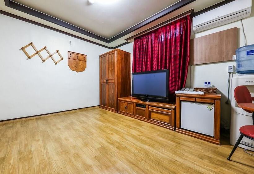 Motel Nonsan Dongyang Park