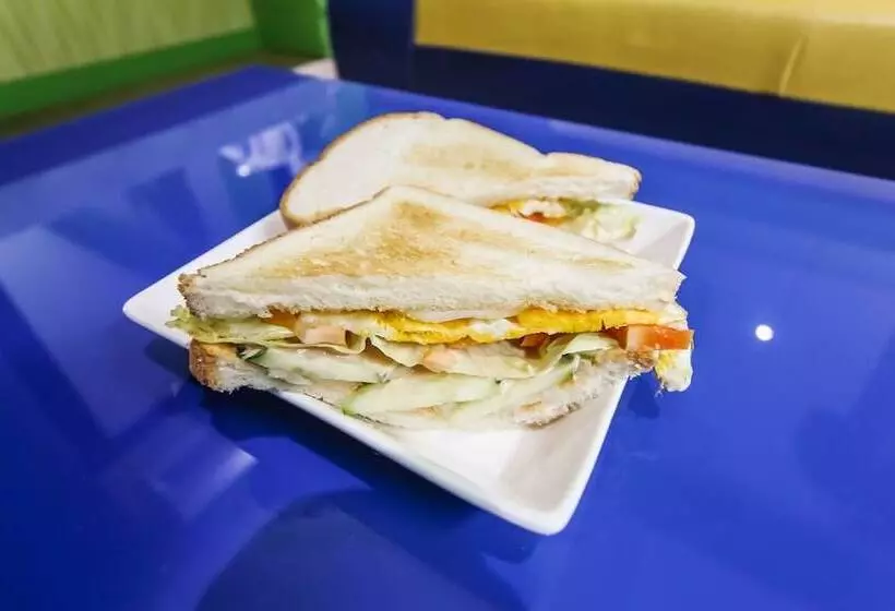 Motelli Seongju Top